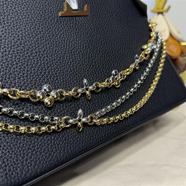 2026120164255989 270